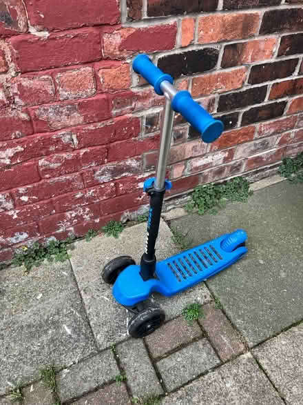 Photo of free iScoot scooter (S7 Sharrow) #1