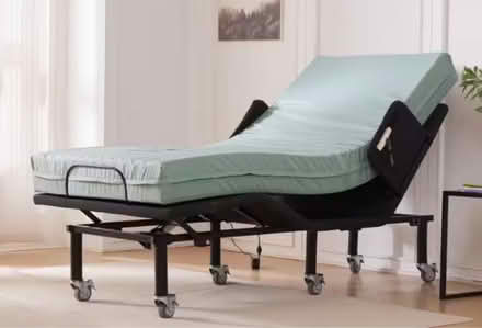 Photo of free Hospital Bed (Cheektowaga) #1