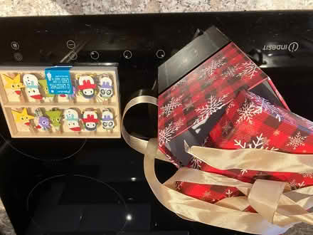 Photo of free Assorted gift bags (WA14) #3