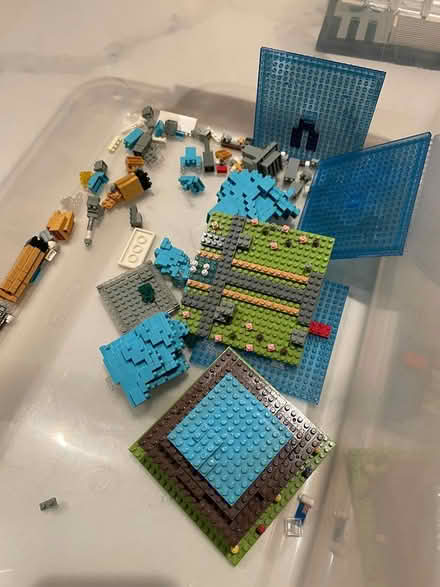 Photo of free LEGO Nanoblocks (Bird Rock) #2