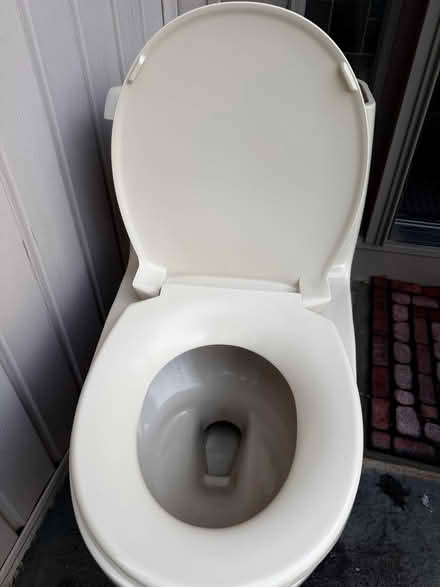 Photo of free Toto toilet (North Potomac) #2