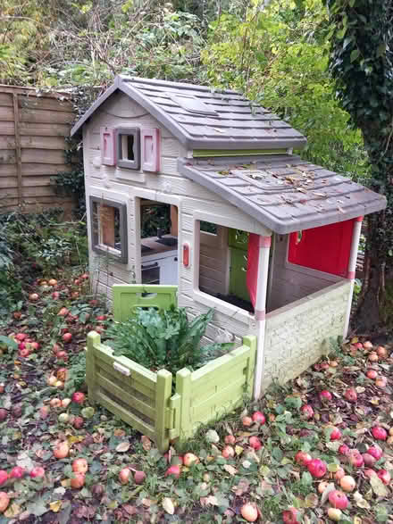 Photo of free plastic wendy house (Bare LA4) #1