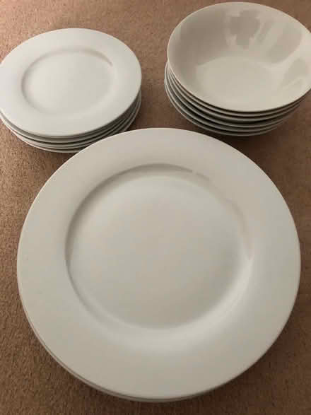 Photo of free White crockery (RH14) #1
