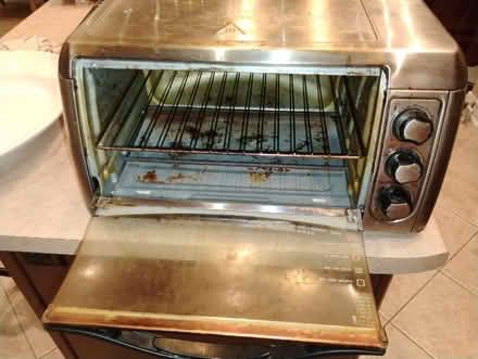 Photo of free Used toaster oven (Richmond Hill) #4