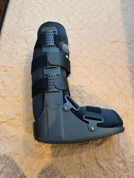 Photo of free Air cast boot (East Boston) #1