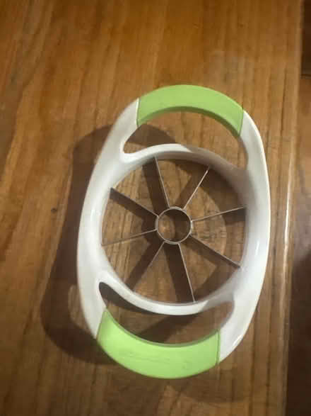 Photo of free Apple slices (Stuyvesant Heights) #1