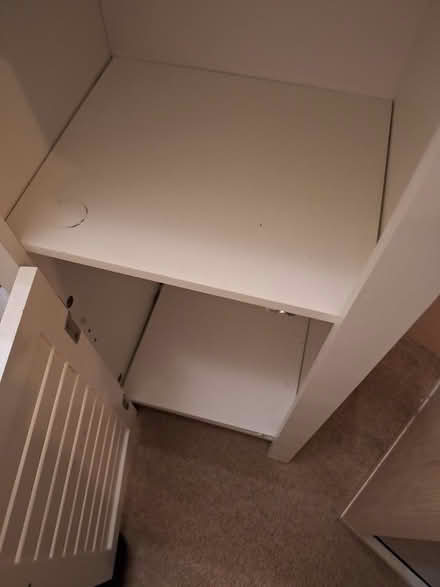 Photo of free Small white bathroom cupboard (Maidenhead SL6) #3
