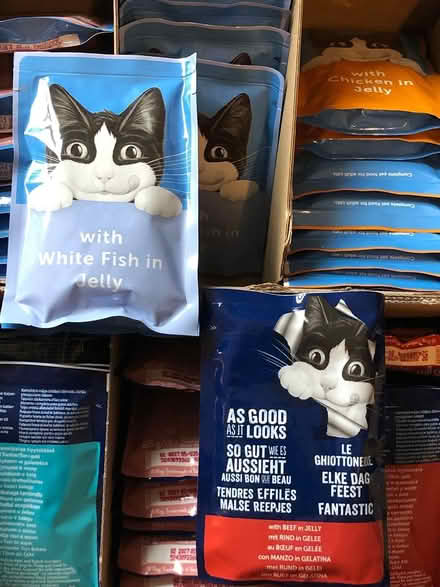 Photo of free cat food (Deal) #3