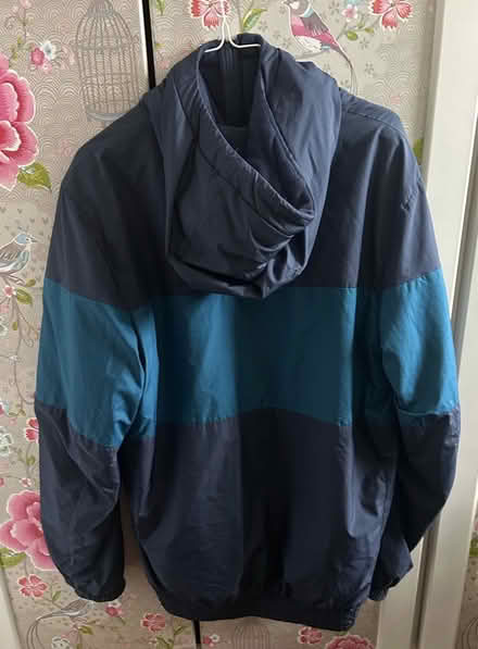Photo of free Nike men’s jacket - S (TW2 whitton) #2