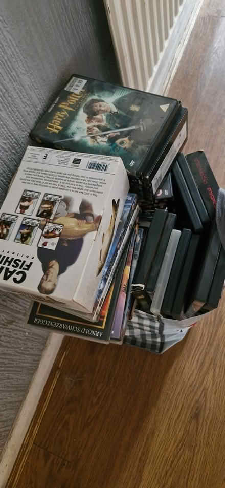 Photo of free DvD (GL52BD) #1