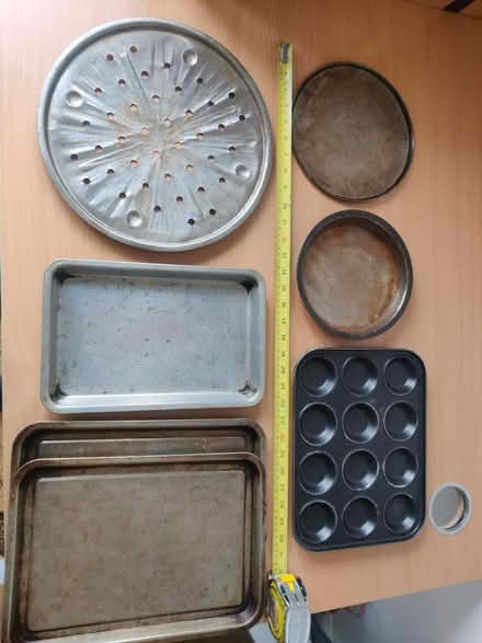 Photo of free Assorted metal baking trays (Gloucester) #3