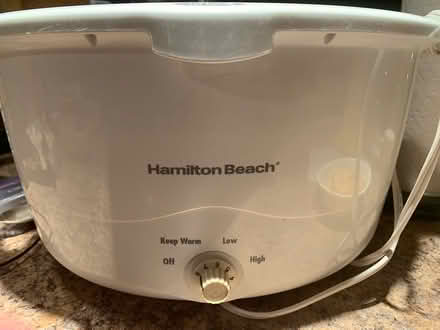 Photo of free Hamilton Beach Slow Cooker read me (South Brampton) #1