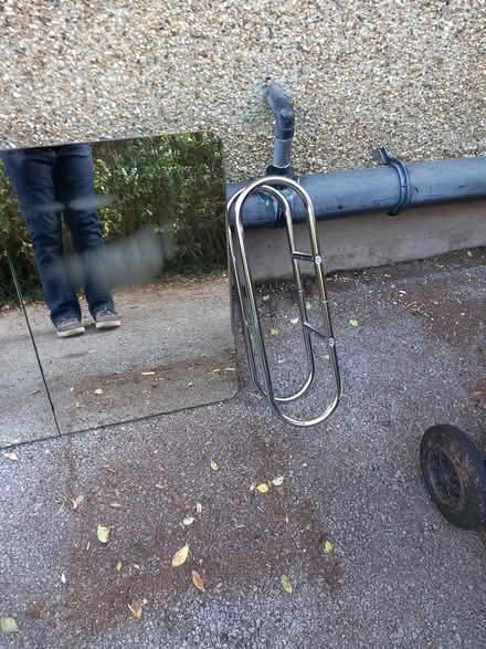 Photo of free metal towel rail (Bare LA4) #1