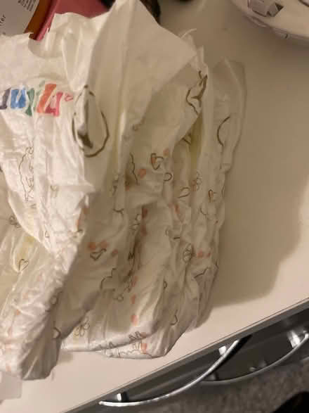 Photo of free Diapers (De757lx) #1