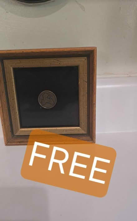 Photo of free Vintage Framed Model T Button (Bellflower) #2