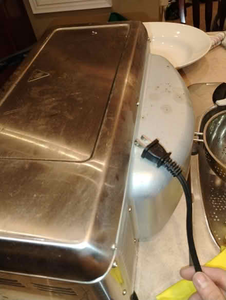 Photo of free Used toaster oven (Richmond Hill) #1