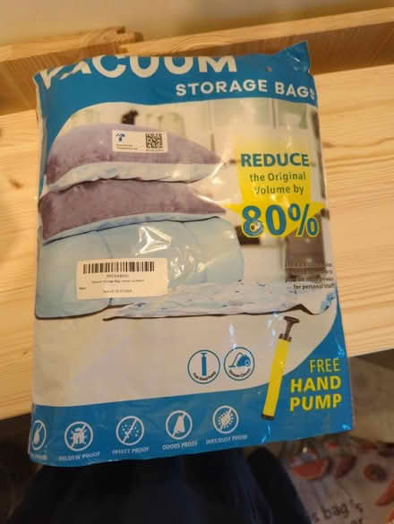 Photo of free 5 space saving bags (Aston OX18 2) #1