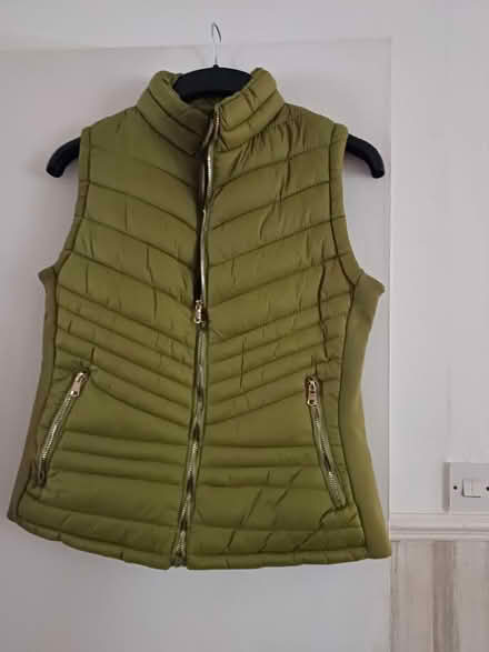Photo of free As new, Gillet size 8 (Malvern Link WR14) #1