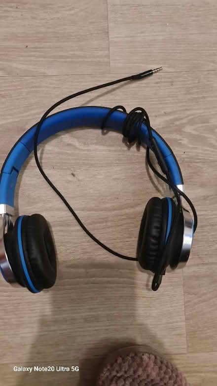 Photo of free Working headphones (Foxwood YO24) #1