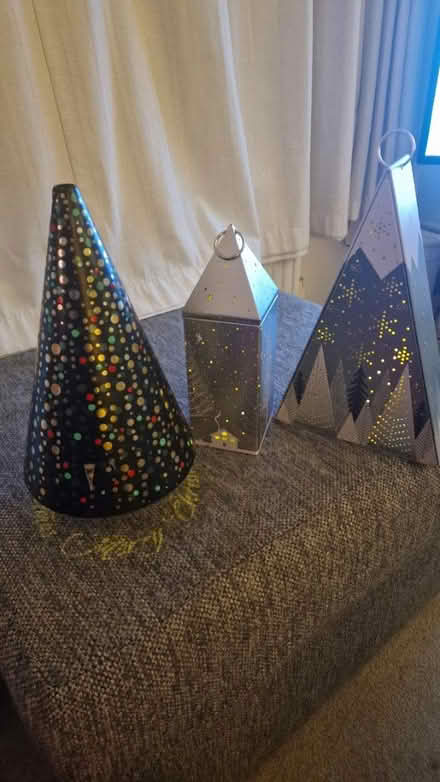 Photo of free Christmas 🎄 decor (Kirk Hallam DE7) #3