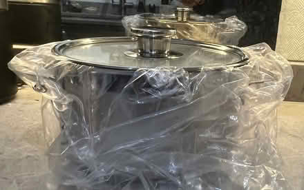 Photo of free 22cm new stainless steel pan (SW10 Off Redcliffe Gdns) #2