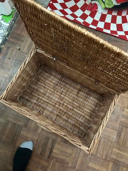 Photo of free Fortnum and Mason empty hamper (Boughton Monchelsea ME17) #2
