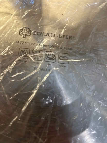 Photo of free 22cm new stainless steel pan (SW10 Off Redcliffe Gdns) #1