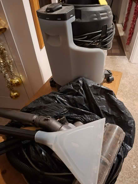 Photo of free Carpet cleaner (Swindon Village GL51) #2