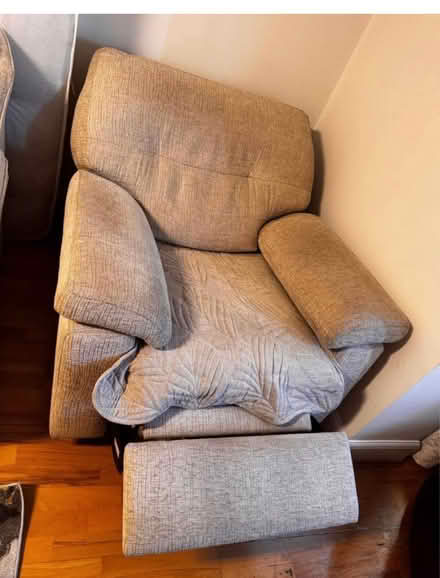 Photo of free Electric chair (W52jf) #1