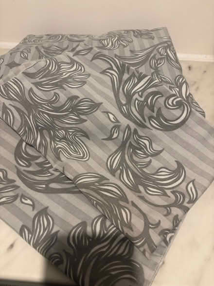 Photo of free Super King size duvet set (CT15) #2