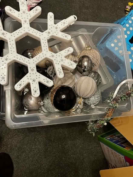 Photo of free Christmas decorations (Leeds. LS9) #1
