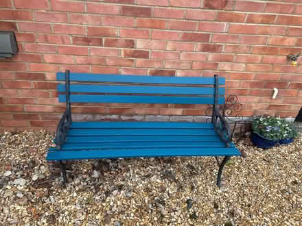 Photo of free Garden bench. (Bedford MK41) #1