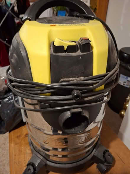 Photo of free Carpet cleaner (Swindon Village GL51) #1