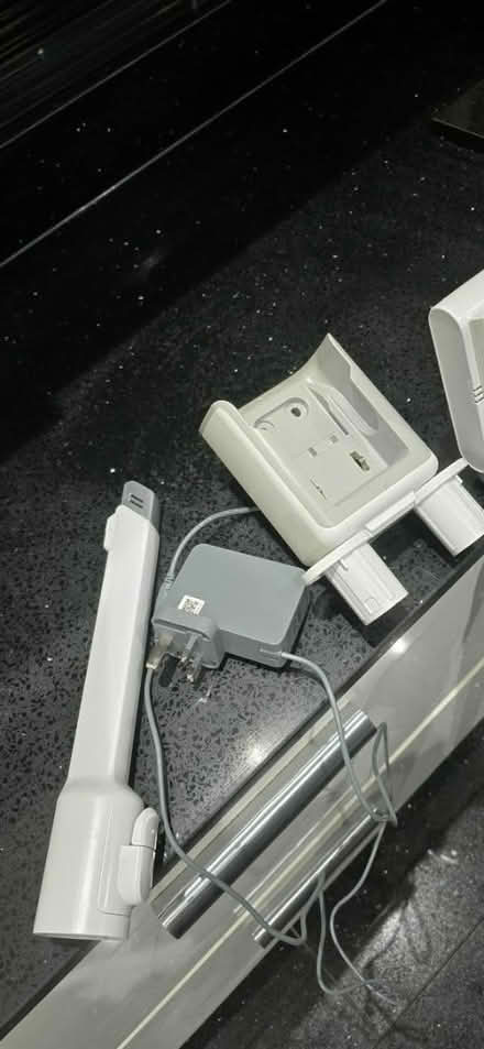 Photo of free Samsung cordless hoover (Becontree RM8) #3