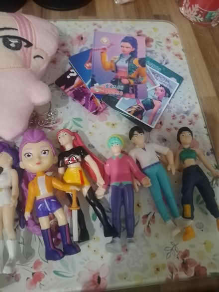 Photo of free K pop dolls (Keighley) (Yorkshire) #2