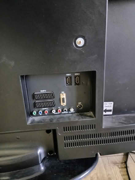 Photo of free Hitachi Television 42" - Brockley (London SE4) #3