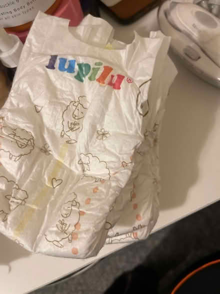 Photo of free Diapers (De757lx) #2