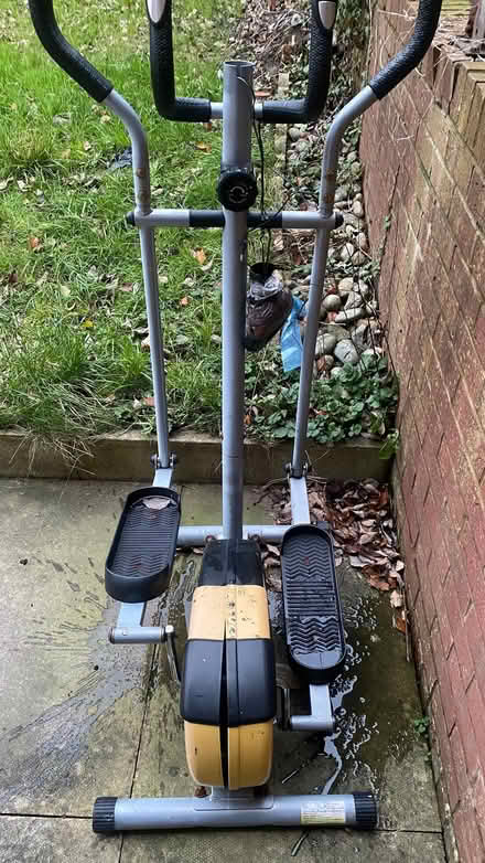 Photo of free Stepper (Leeds Ls12) #1