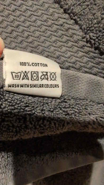 Photo of free Cotton bath towels (Hatton Wall, EC1N) #4