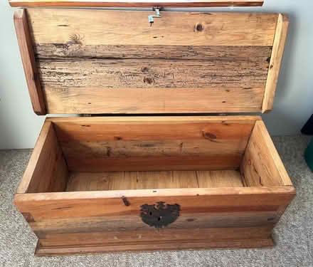 Photo of free Wood chest (Somerville, Spring Hill) #1