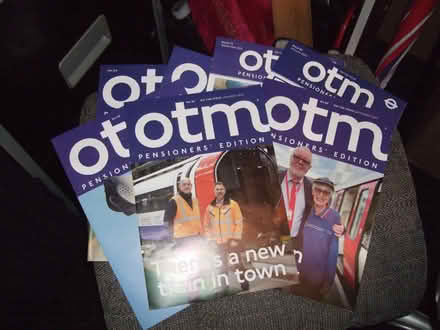 Photo of free LU magazine (Havering Grange RM1) #1