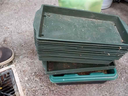 Photo of free 1/4 size plant trays (Bare LA4) #1