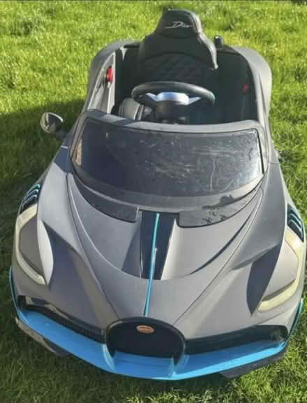 Photo of free Bugati battery car (Branston DE14) #4