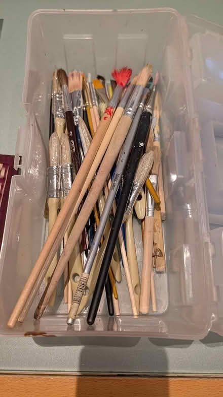 Photo of free Box of brushes (Willesden Green) #1