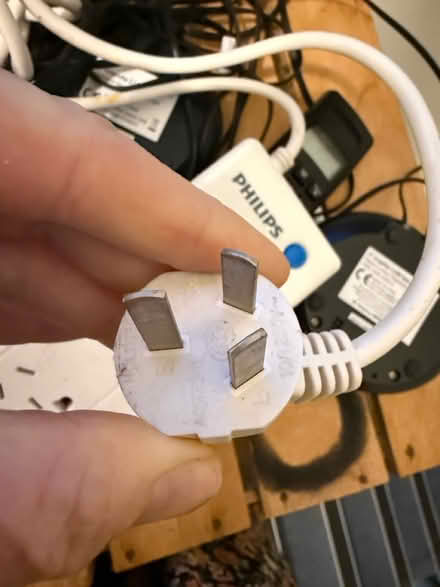 Photo of free Chinese/europe multiplug (Grandpont, OX1) #2