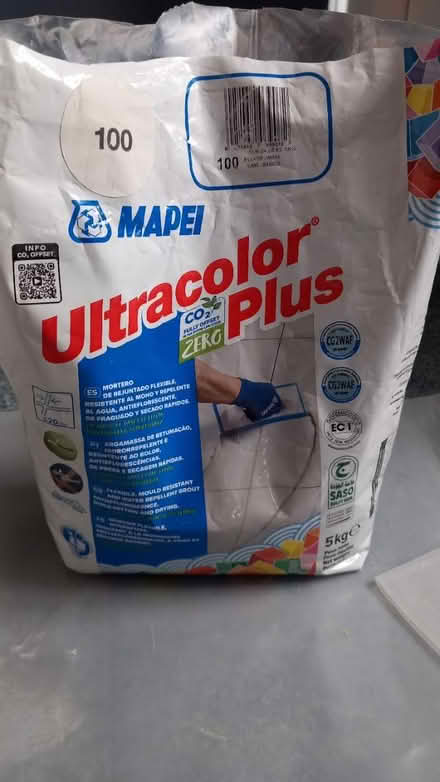 Photo of free White grouting (Pitshanger W5) #1