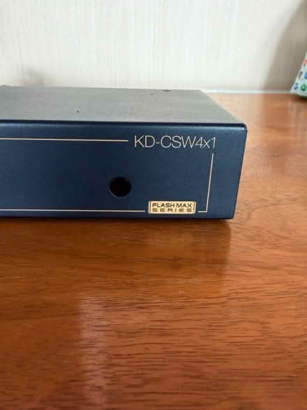 Photo of free Key Digital 4 to 1 video switcher (Upper West side. West 83.) #4