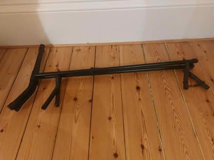 Photo of free Guitar stand (Eskbank EH22) #2