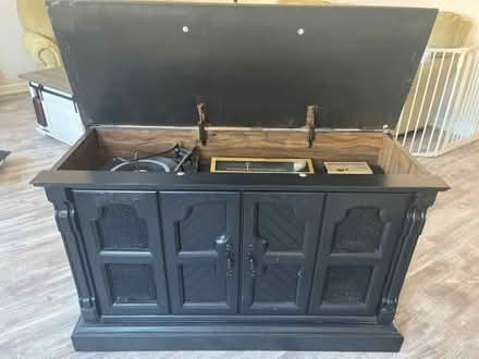 Photo of free Vinyl, 8-Track, Cassette, Radio (Downingtown, PA) #2