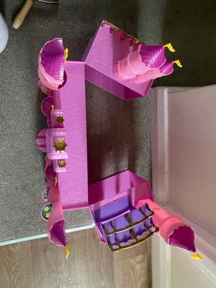 Photo of free Castle (Hendon. NW4) #3